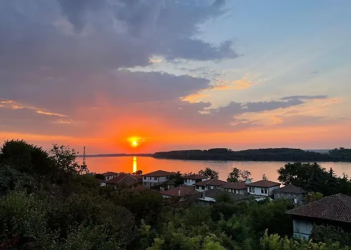 Къща за гости (Залезът) Луксозна вила